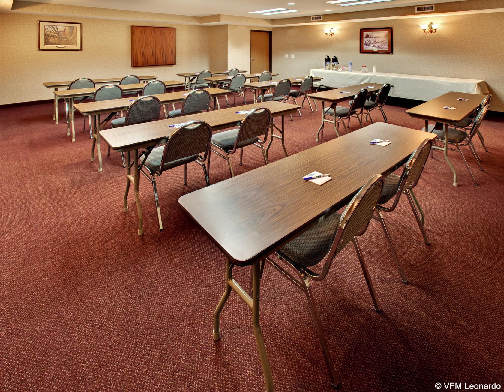 Best Western Watertown エクステリア 写真