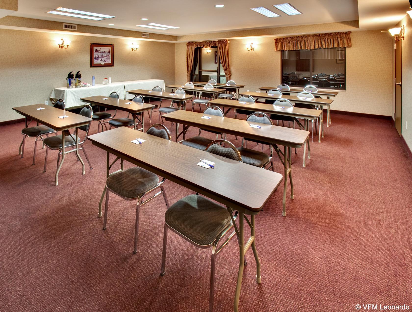 Best Western Watertown エクステリア 写真