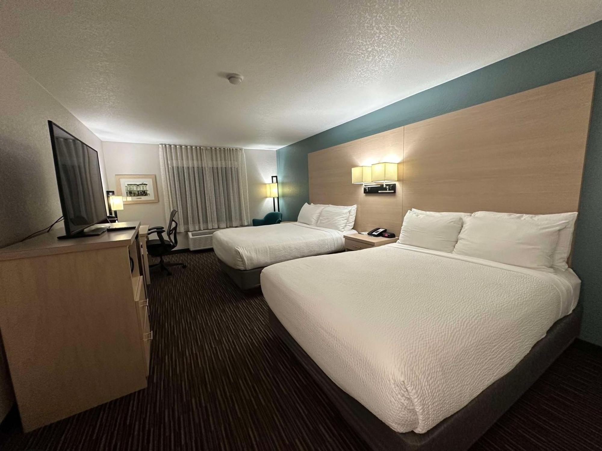 Best Western Watertown エクステリア 写真