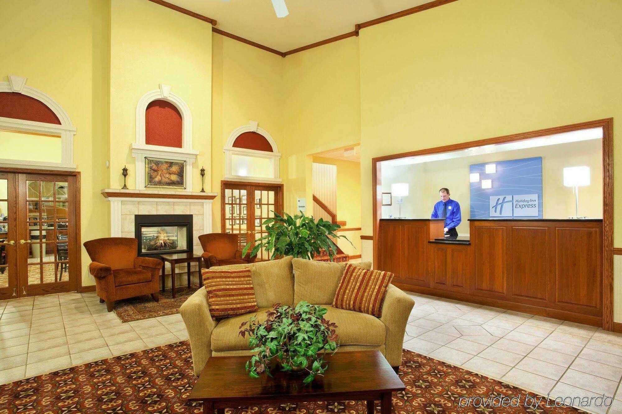 Best Western Watertown エクステリア 写真