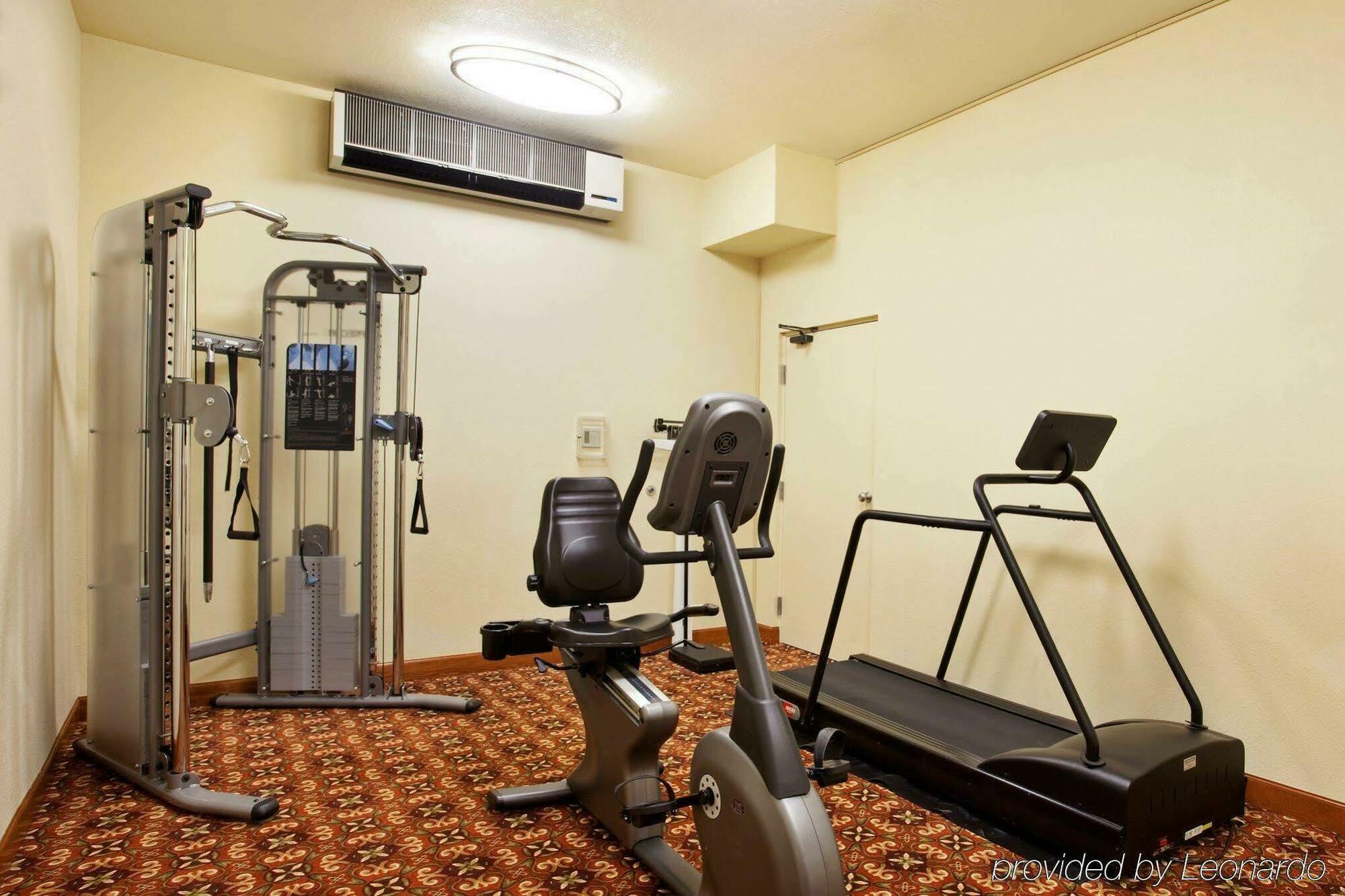 Best Western Watertown エクステリア 写真